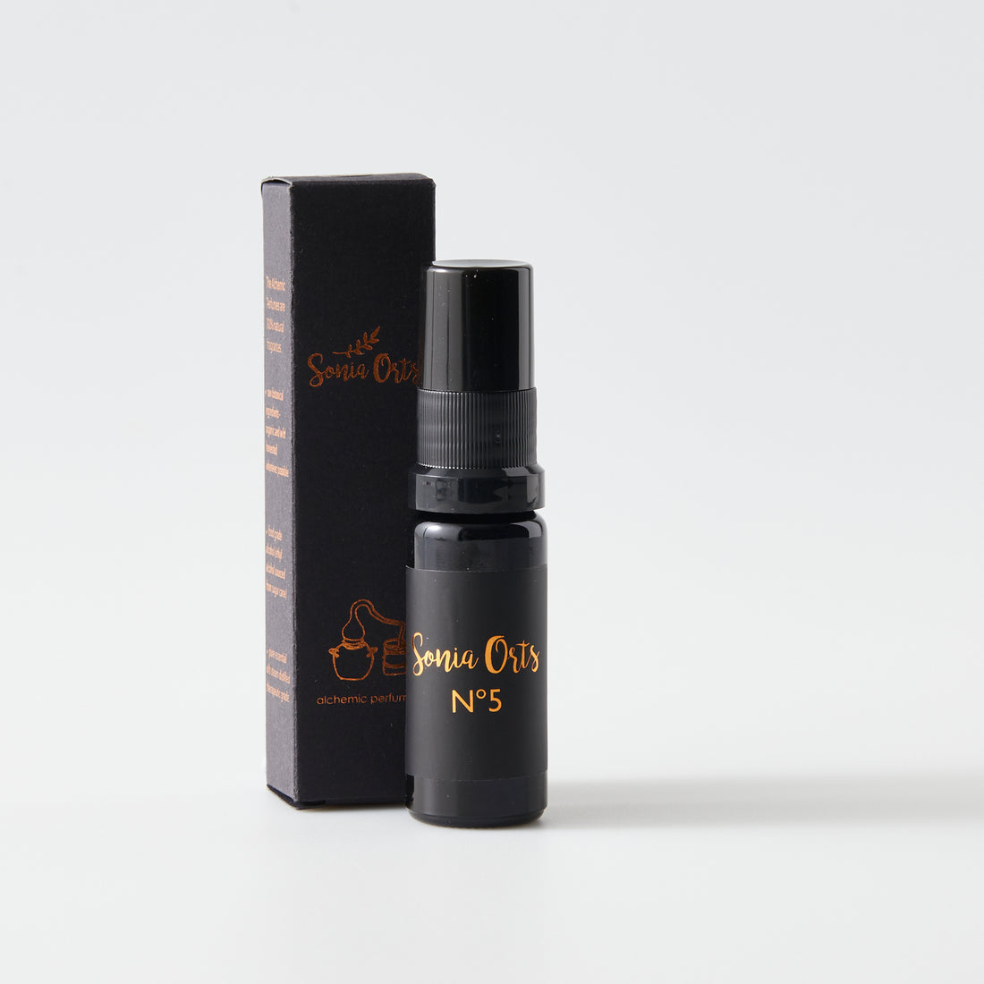 Shop Sonia Orts Moss Whispers Natural Perfume at Sensoriam