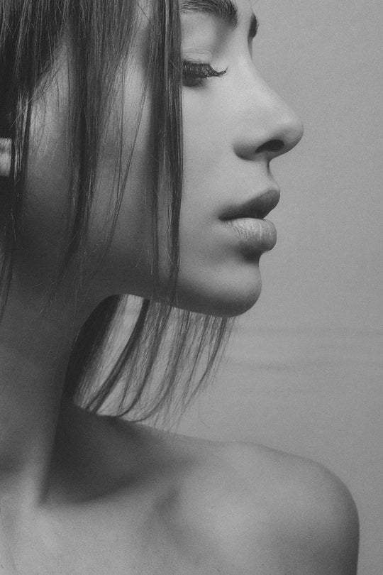 WHY CAN’T I SMELL MY PERFUME ANYMORE?