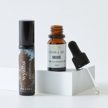 For Men 1 Gift Set includes two versatile scents that  men go wild for.  PRODUCTS INCLUDED:  ・Feather & Seed Muse Essential Oil, 10ml ・Wyalba Rockpool Natural Perfume Spray, 10ml