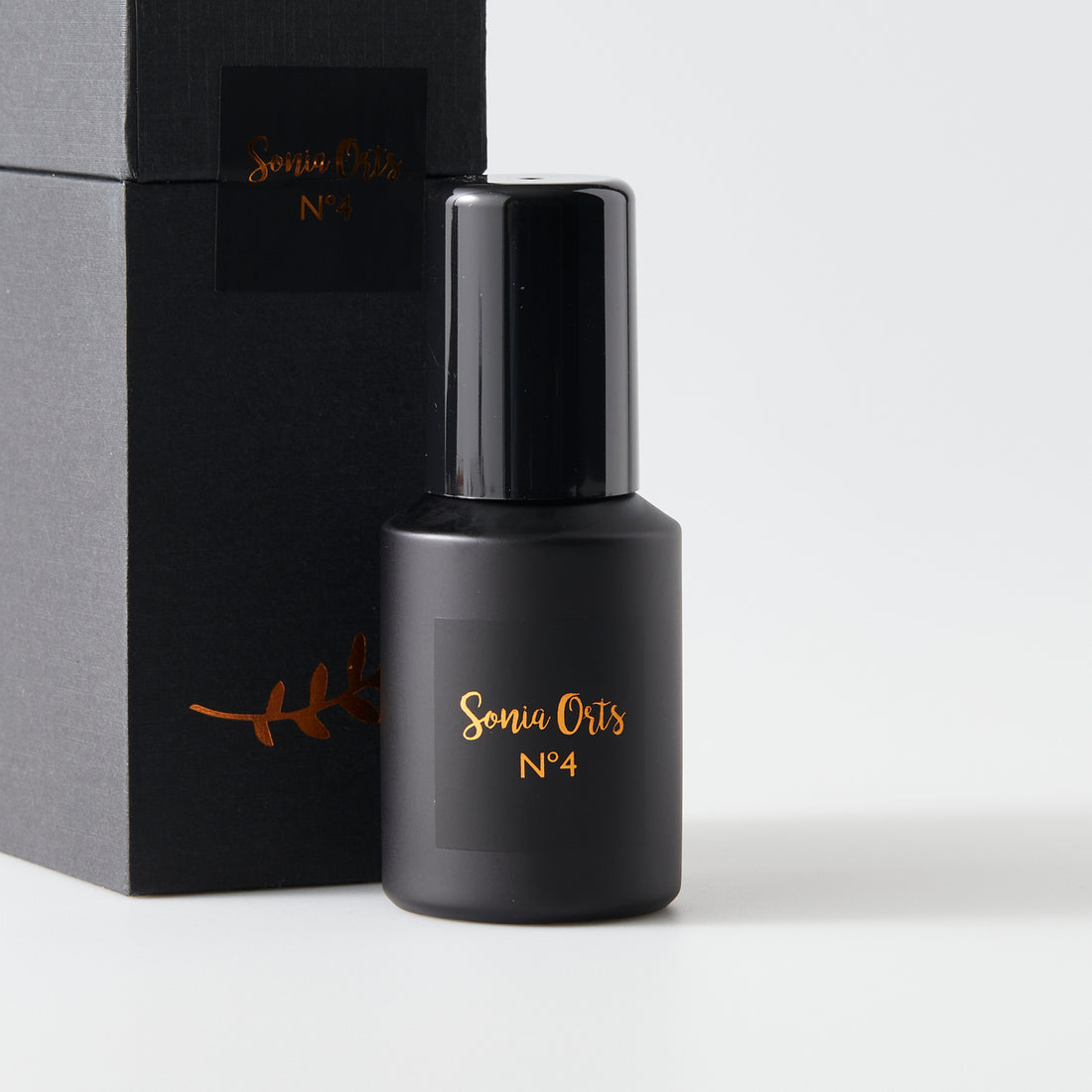 Sonia Orts No 4 natural perfume